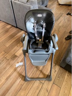 Chicco High Chair – Excellent Condition