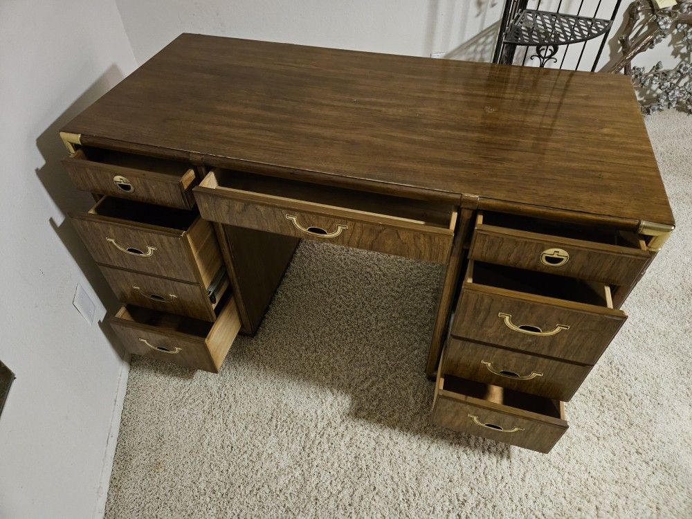 Vintage DESK