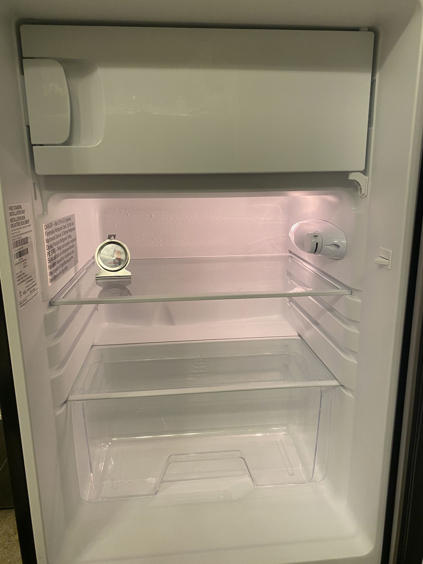 Frigidaire Mini Fridge 