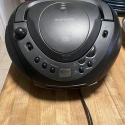 Memorex Vintage cd player/radio