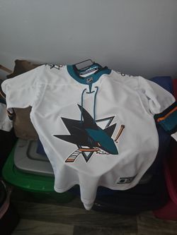 Sharks jersey(lg/exlg kids)
