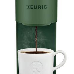 KEURIG SINGLE CUP COFFEE MAKER! New! $60