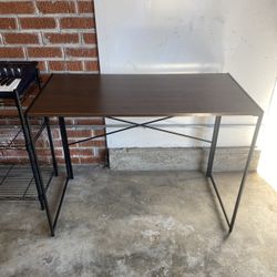 Collapsible Wood Table Stand