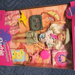 Paleontologist Barbie- Special Edition - The Career Collection #17240