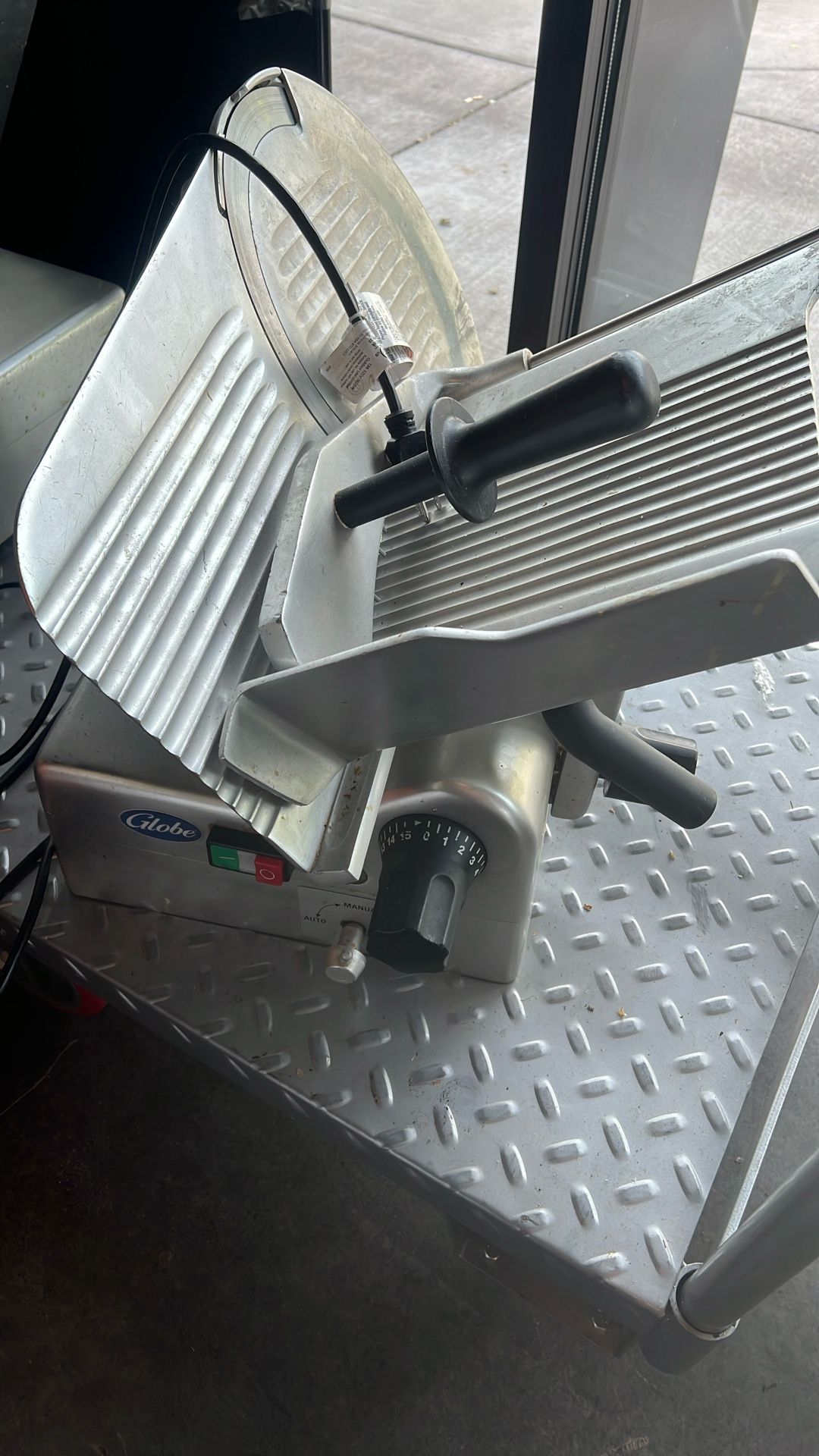 Globe G12A Meat Slicer