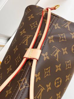 Louis Vuitton, Bags, Authentic Louis Vuitton Leather Shoulder Strap Beige
