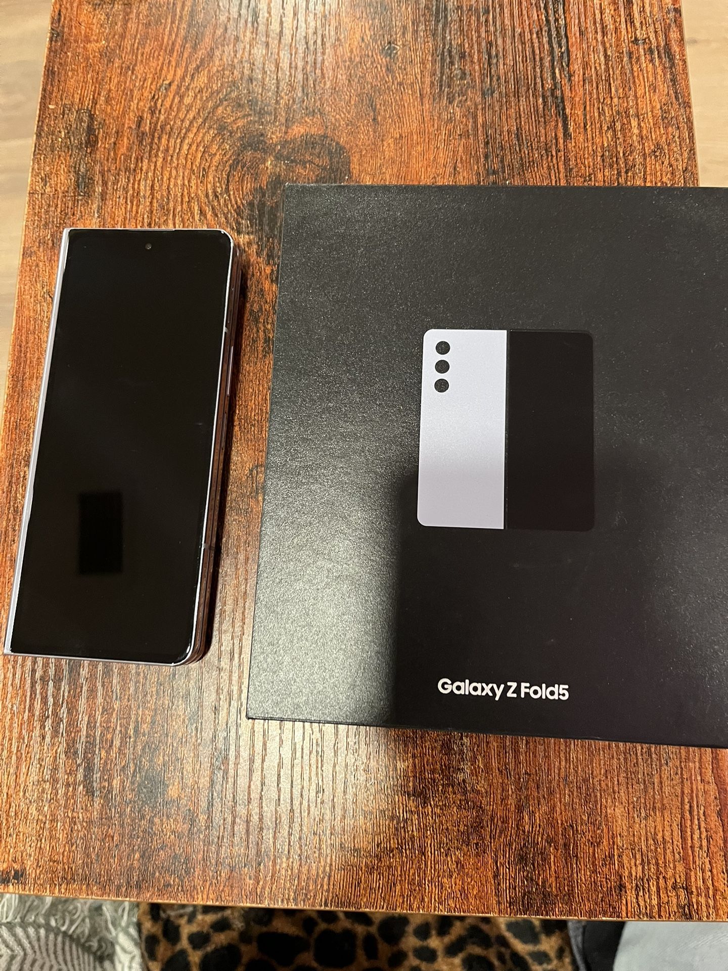 Galaxy Fold 5 Unlocked