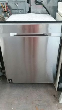 Stainless steel dishwasher