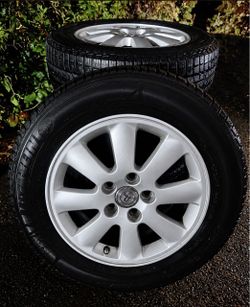 Toyota Camry Wheels & Tires - Set of 4 Rims