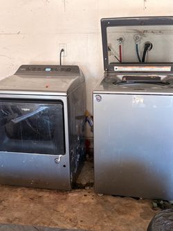Whirlpool Washer and Dryer Set