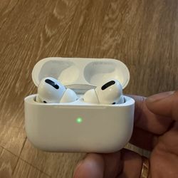 AirPods Pro 