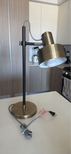 Brass Lamp with Bulb
