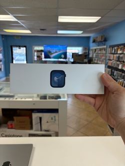 Apple Watch Series 10 (GPS + LTE) Jet Black 46MM with Apple care til Nov
