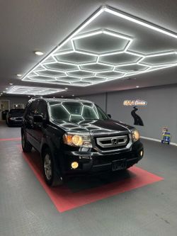 2011 HONDA PILOT  1-OWNER