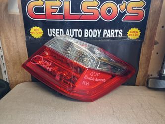 13 15 Honda Accord RH Tail Light Sedan OEM.