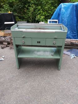 1940s Industrial Green Metal Pediatric Exam Table Bar Desk 