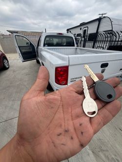 Llaves de autos / car keys and remotes