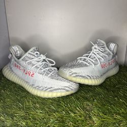 Adidas Yeezy 350 V2 ‘Blue Tint’