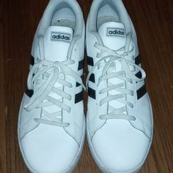 Size 13 Adidas 