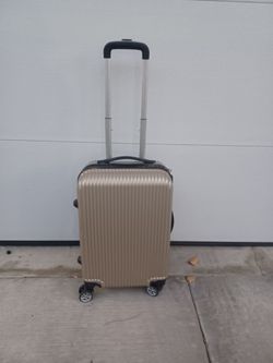 Champagne Hard Shell Carry-On Spinner Luggage