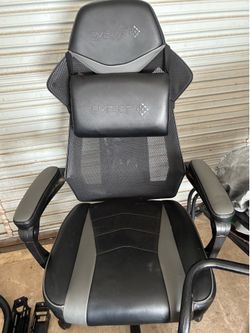 Emerge chair