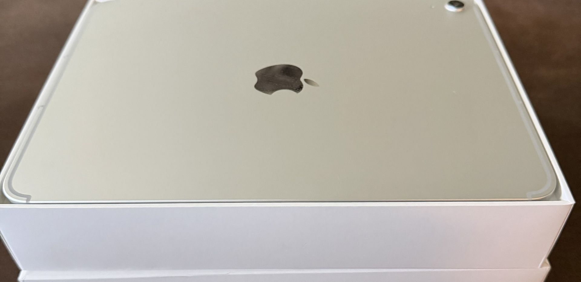 Apple iPad (A16)) AT$T Only Networks