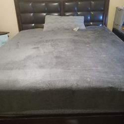 King-size Bed