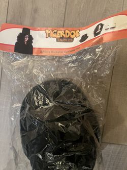 Slash Wig, Top Hat , & Shades