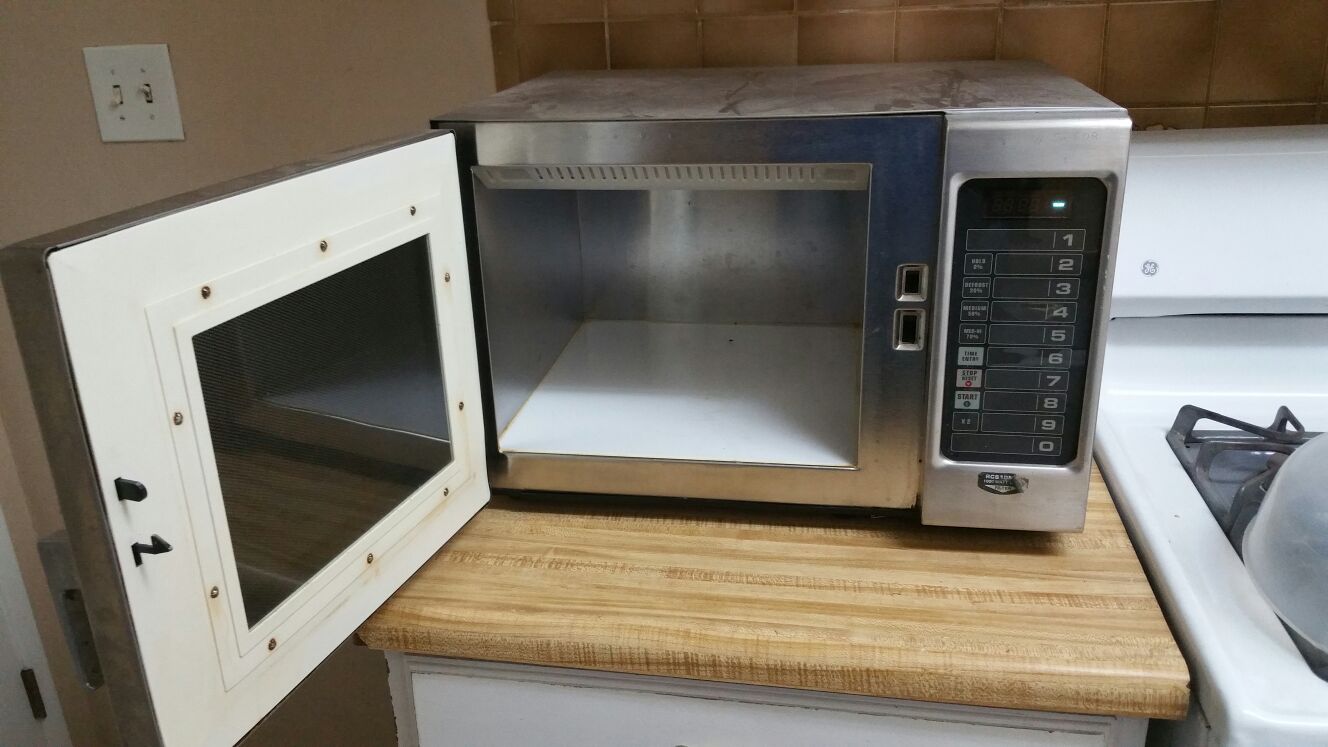 Commercial Amana microwave