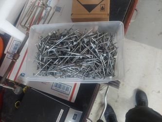 14 Lbs In 16d. Nails 16 Penny