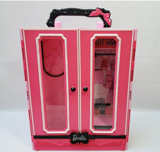 Barbie Closet Carrying Case 2013 for Sale in Seattle, WA - OfferUp
