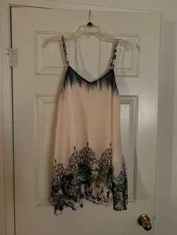 Lady’s Top Size M