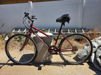 Roadmaster Elevation Mountain Bike