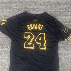Kobe Bryant Dodger Giveaway 