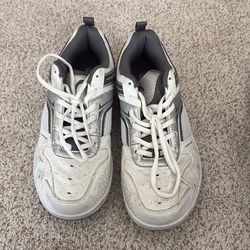 Size 8 Head Sports Shoes