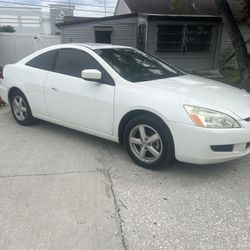 2 O O 3 HONDA CIVIC    $3,195 