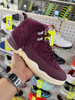 NIKE AIR JORDAN 12 RETRO BORDEAUX SNEAKERS SIZE 11.5 USED