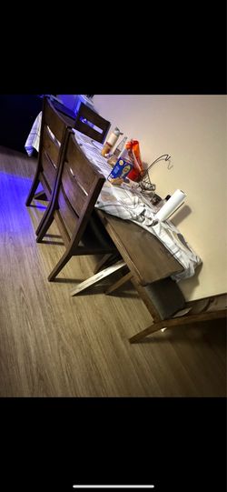 Wood dinner table and chair