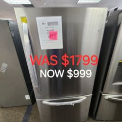 33 In. W 26 Cu. Ft. Bottom Freezer Refrigerator W Muilti Air Flow And Smart Cooling 