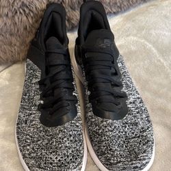 New Women’s APL Tech loom Tracer W Size 8.5