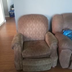 Free Couch 