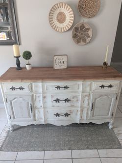 French Provincial Buffet Sideboard Dresser