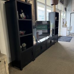 Entertainment Center! Easy Financing! 😊🔥❤️