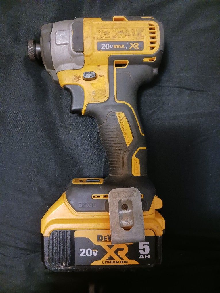 Dewalt 20v Brushless XR 3 Speed Impact with 5ah Battery
