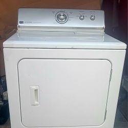 MAYTAG GAS DRYER HEAVY DUTY EXCELLENT CONDITION 