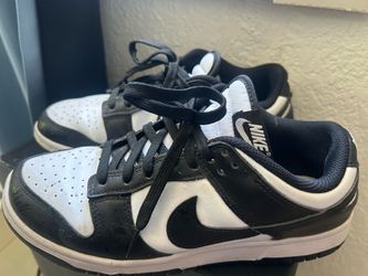 Women’s Nike Dunks