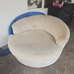 Circle Couch