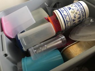 Containers & A Juicer