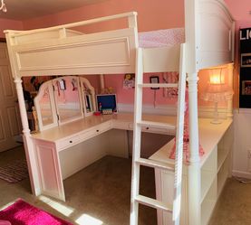 Chelsea bed 2024 pottery barn