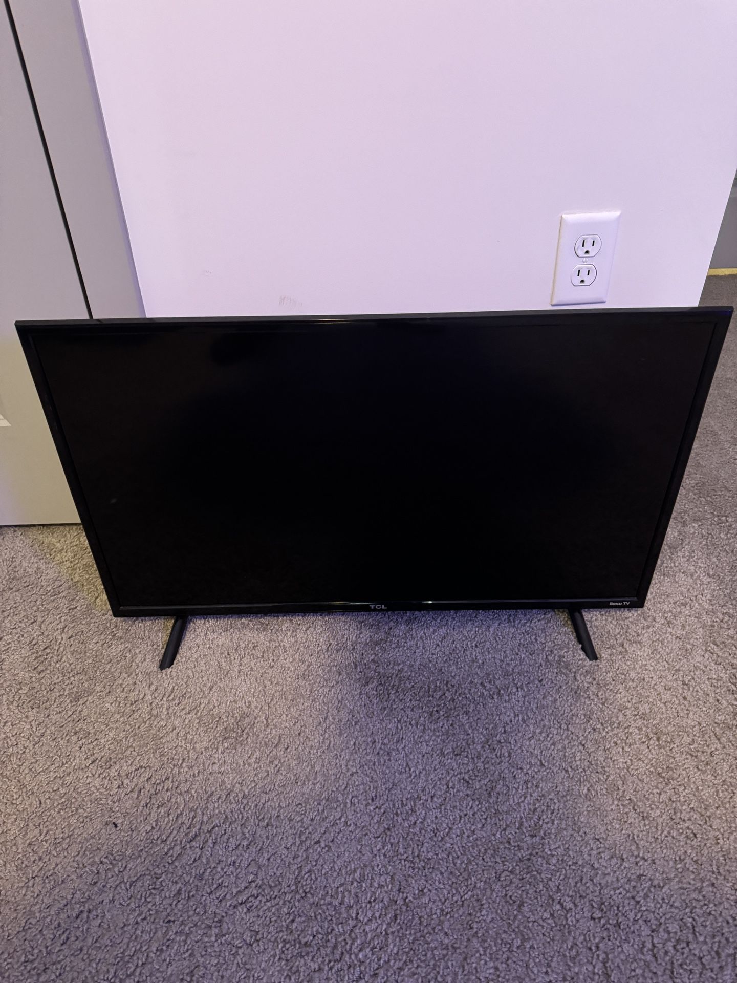 32” TCL Roku Tv